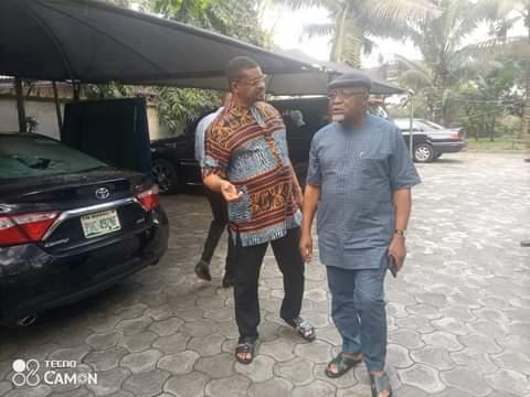 Senator Lee Maeba (left) conducting Dr. Abiye Sekibo, former Minister of Transportation, also an ally of Atiku Abubakar round his vandalised cars.