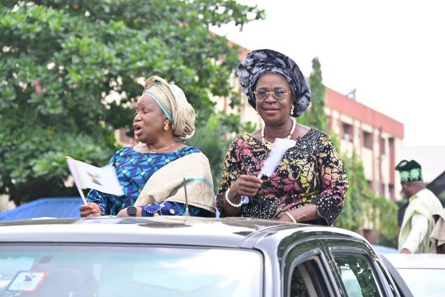 Two of the retired PS being pulled out on Tuesday