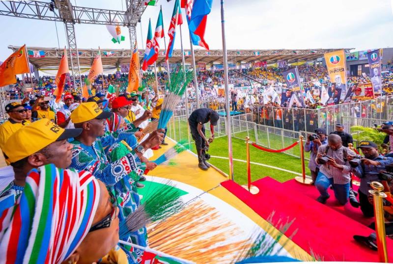 The governor addressing   APC members