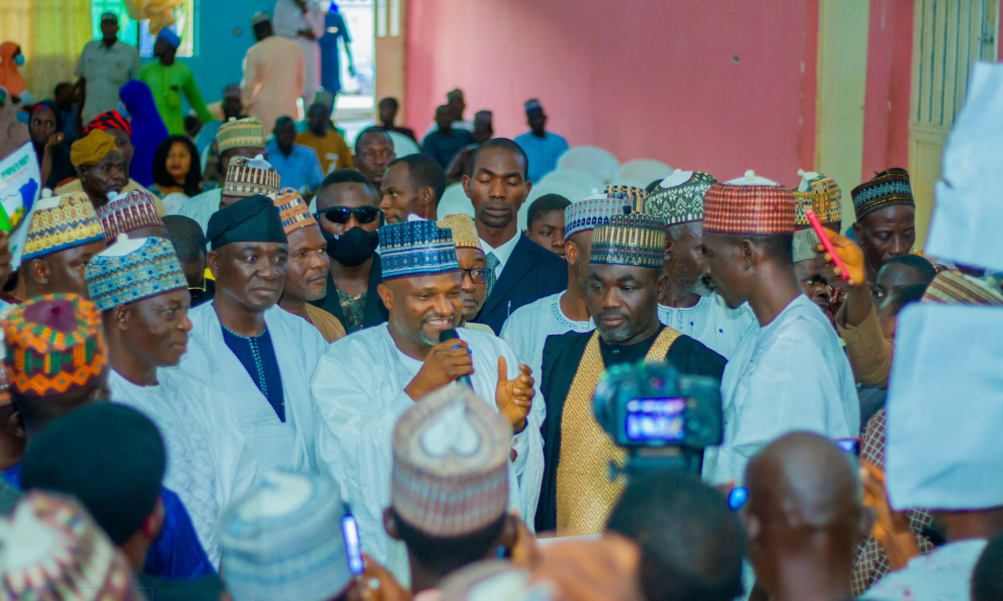 Alhaji Gwamna joins APC, loses supporters to NNPP