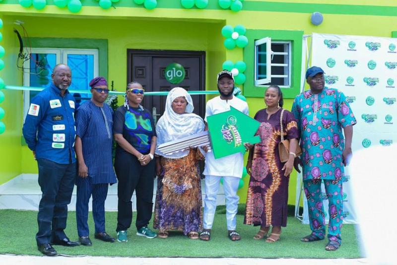 20-year-old student wins house prize in Glo promo in Lagos . News