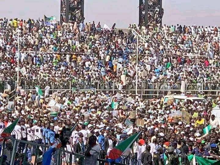Huge crowd of APC supporters at the Sani Abacha Stadium, Kano