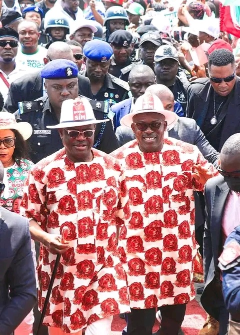 Rivers State governor, Nyesom Ezenwo Wike (left) and Rivers PDP governorship candidate, Sir Siminialayi Fubara (right) at the campaign flag-off rally of the Rivers State PDP in Bonny Local Government Area on Tuesday.
