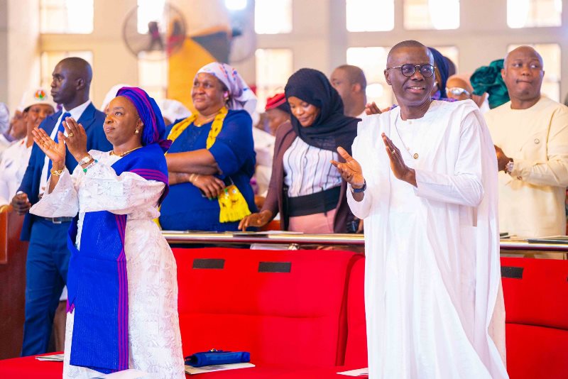 Sanwo-Olu and his wife at the event