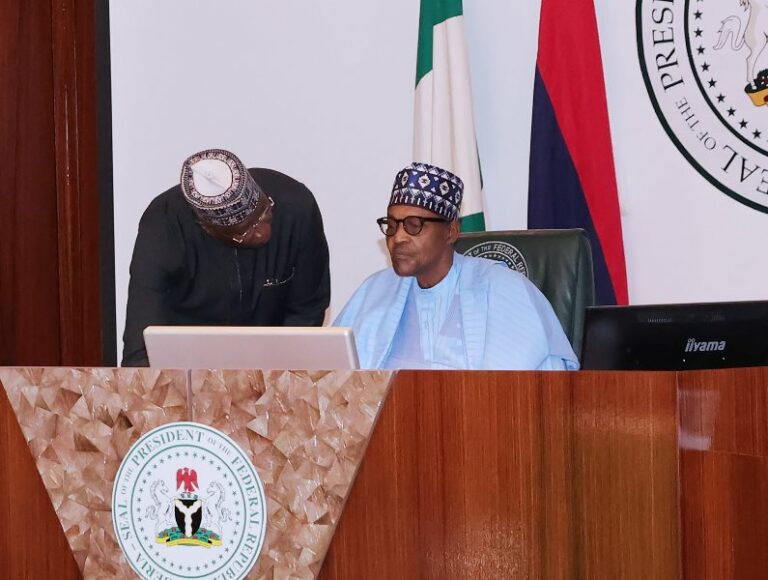 Buhari swearsin 6 Permanent Secretaries P.M. News