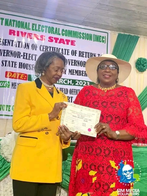 National Commissioner for INEC, Mrs May Agbamuche-Mbu for Rivers and Bayelsa State handing over Certificate of Return to Deputy Governor-Elect Professor Mrs Ngozi Ordu.