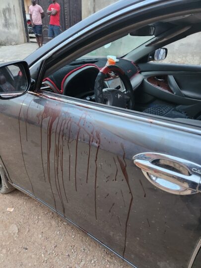 The vehicle of Ogun journalist, Oduneye Olusegun, who was abducted in Ijebu Ode in Idimu,  Lagos after fierce gunbattle by the police with his abductors during which he was rescued