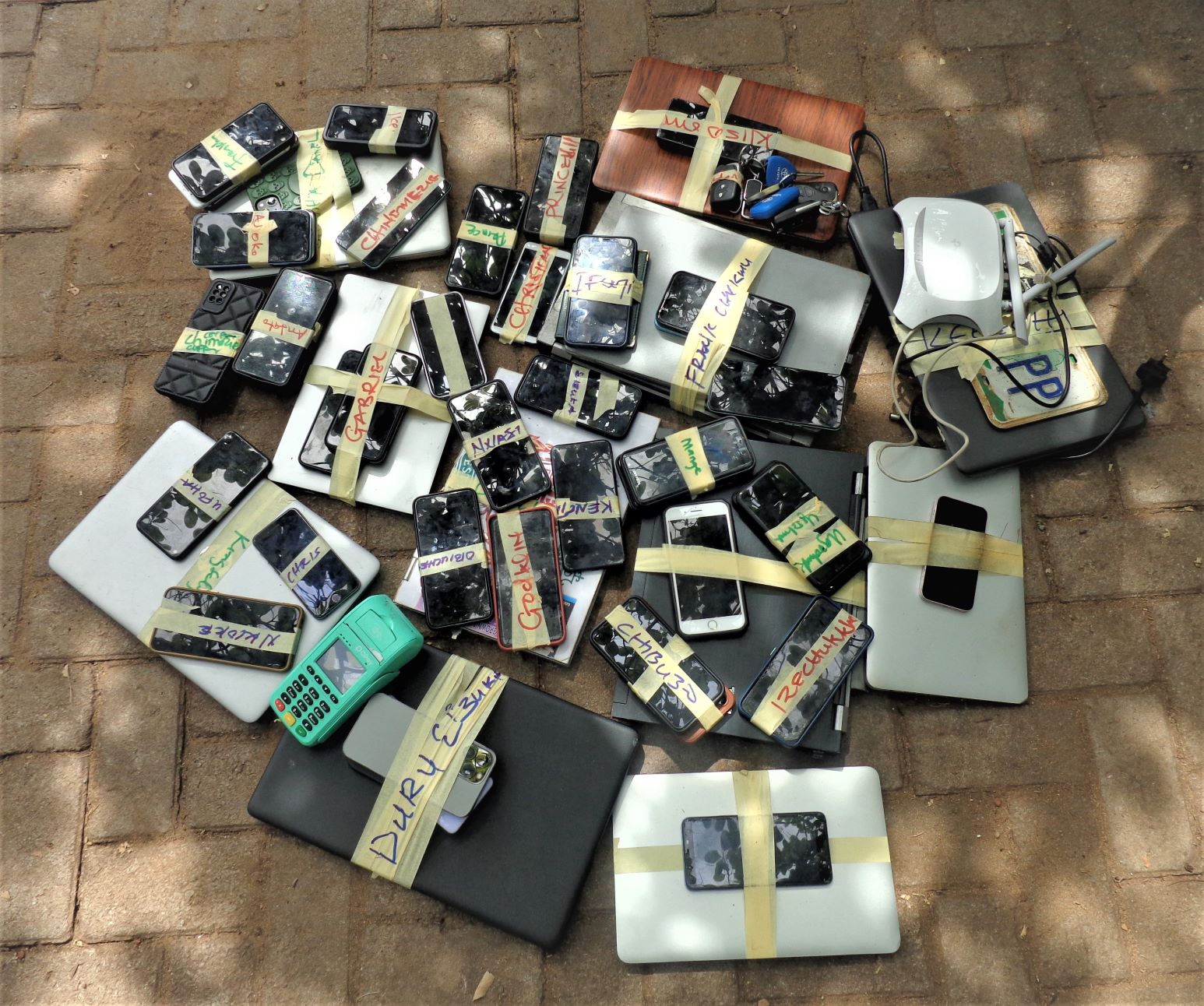 Phones seized from the fraudsters