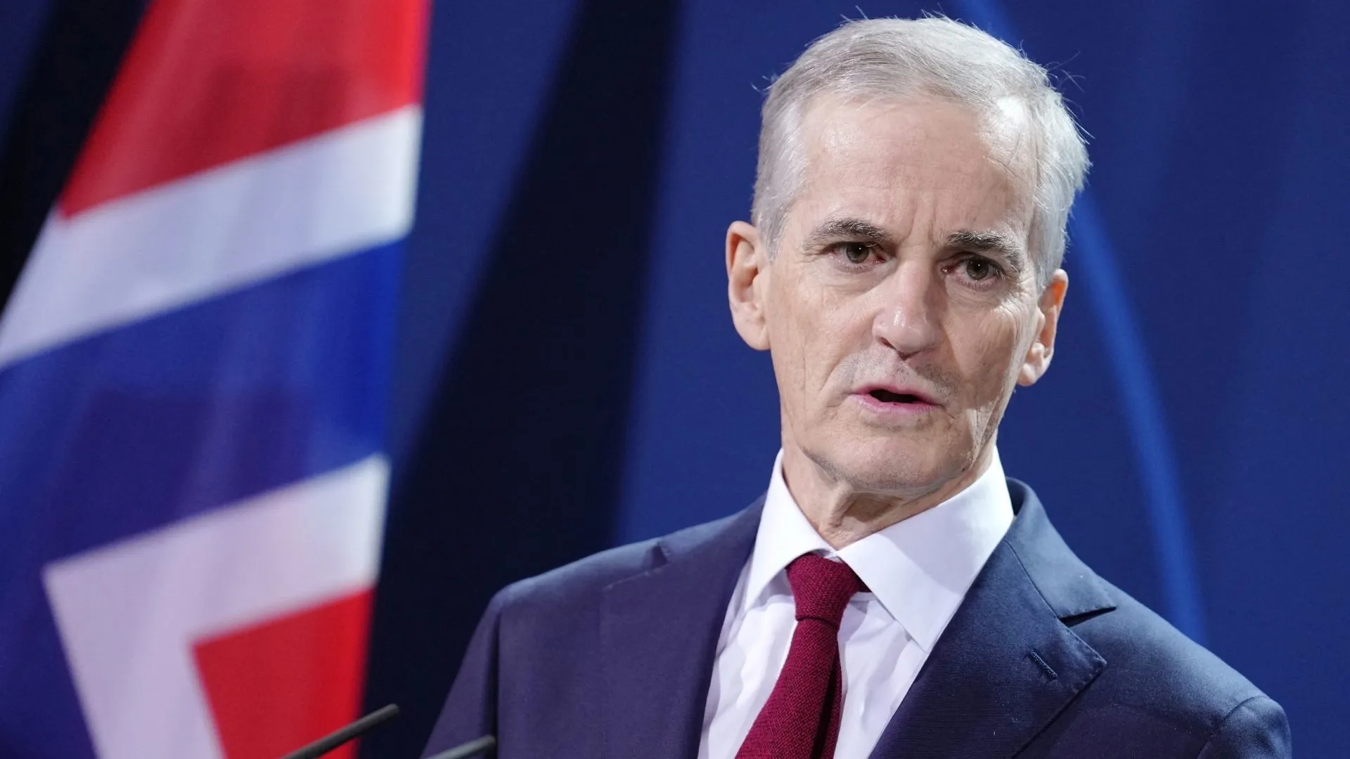 Norway expels 15 employees of the Russian secret service, saying they carried out activities incompatible with their diplomatic status.