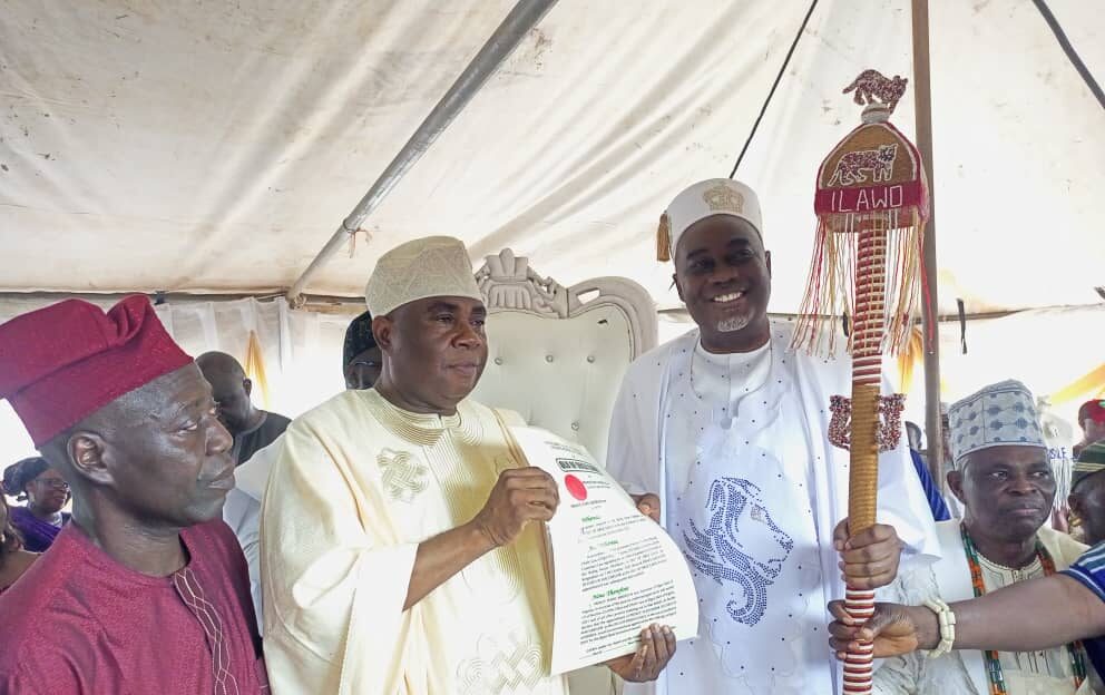 Ogun governor, Dapo Abiodun, urges the new Oba Orile Ilawo community Professor Alexander Olusegun Macgregor on reconciliation and unity