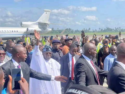 Nigeria's President-Elect, Bola Tinubu lands in Port Harcourt, Rivers State for commissioning of projects on the invitation of Governor Wike. 