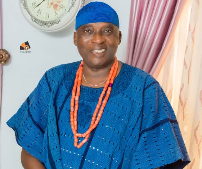 President Buhari felicitates with Chief Waheed Ekun