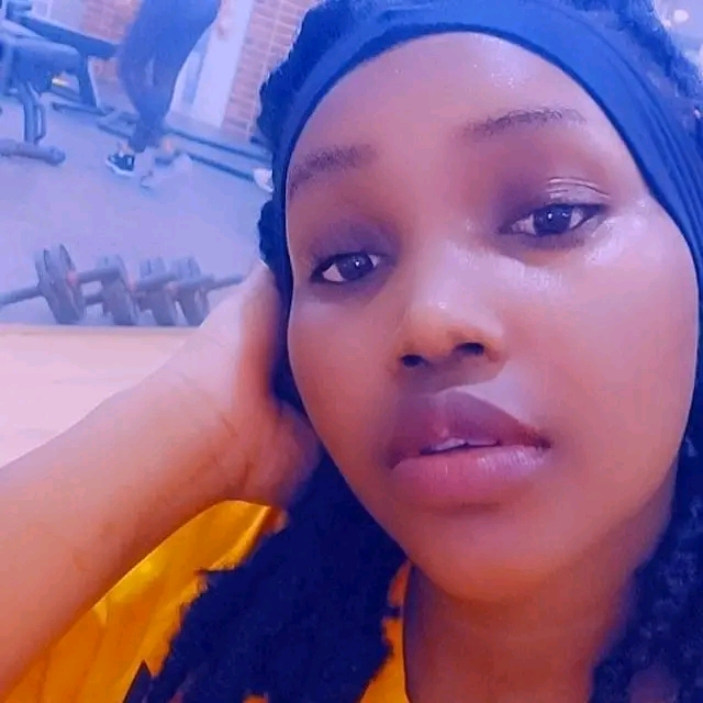 Kenyan lady Yvonne Kontoz reveal why he cancelled her engagement with her fiance because of the relationship between her daughter and her9 ex who happens to be the father of her child.