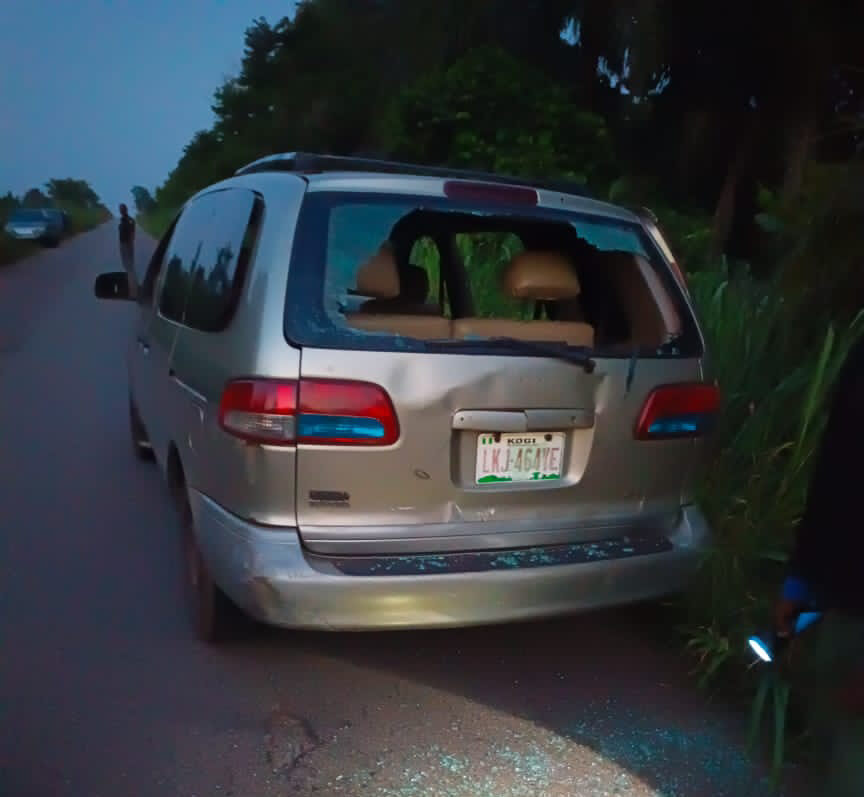 Gunmen abduct more that 12 travellers, including a nine-year-old child, along the Afuze-Ihievbe-Auchi road, in Owan East LGA of Edo State.