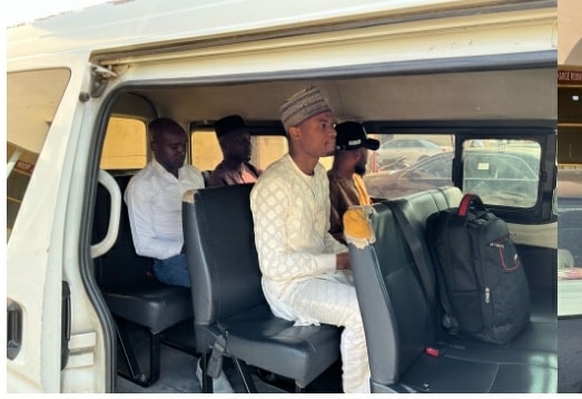 The suspects inside EFCC's vehicle