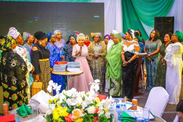Diaspora Support for Asiwaju (DSA – North America), a group of Tinubu supporters domiciled in the United States and Canada at the victory dinner and award night