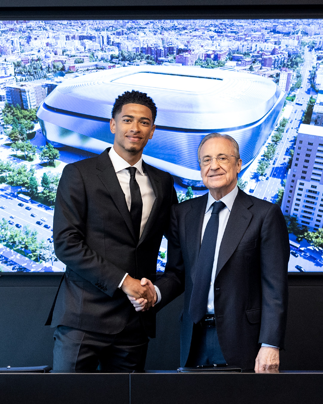 Jude Bellingham takes iconic Real Madrid shirt number as he's unveiled at  Bernabeu - Mirror Online