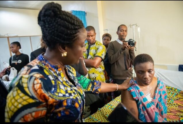 Edo First Lady, Mrs Obaseki during a visit to a survivor of domestic violence, Mrs Tina Okhiria, whose arm was tragically amputated due to a gunshot allegedly inflicted by her abusive husband.