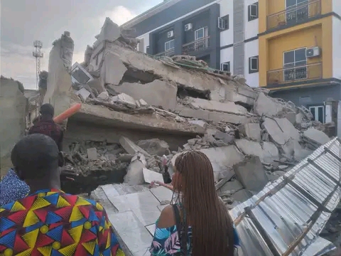 The rubble of the 2-storey building that collapsed in at Okilton Drive, in Port Harcourt, Rivers State on Thursday morning