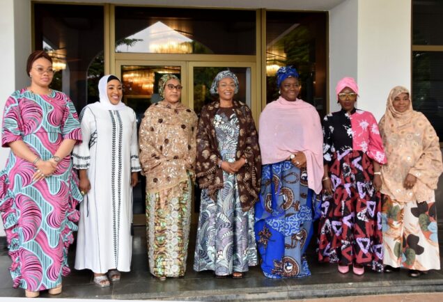 Nigeria’s First Lady Oluremi Tinubu  and members of board of her pet project, the Renewed Hope Initiative (RHI).