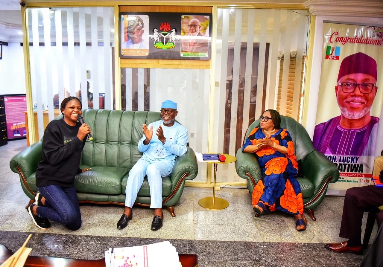 Folakemi Omoyeni, left greets the Acting Governor Aiyedatiwa