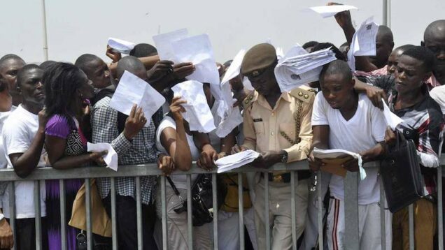 Nigerians applying for immigration jobs