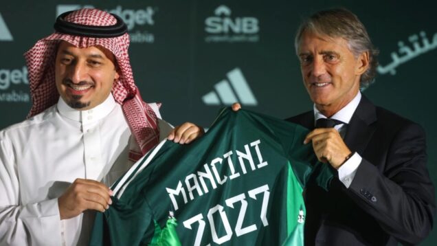 Roberto Mancini new coach of Saudi Arabia, right