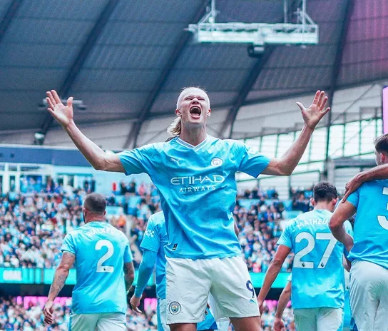 10-man Manchester City beat Forest to maintain perfect record