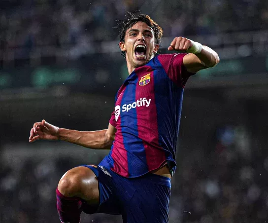 Joao Felix stars as Barcelona crush Antwerp