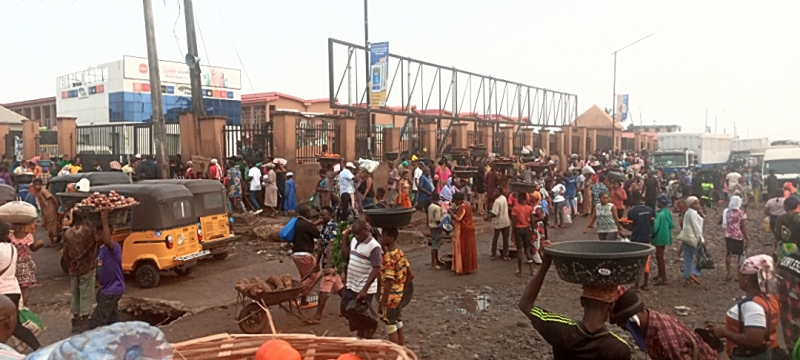Lagos shuts another market