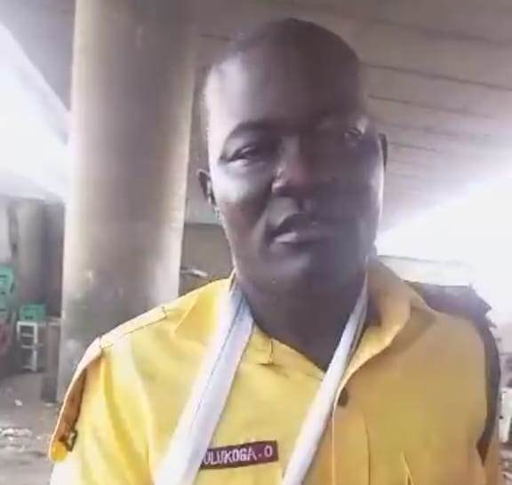 Bus driver stabs LASTMA officer, strips himself naked in Lagos