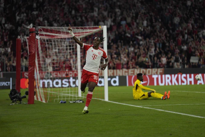 Bayern narrowly edge out Man. United in 7-goal thriller
