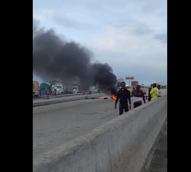 Police begin investigations into Mile 2 killing