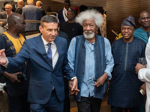 Soyinka attacks Obasanjo