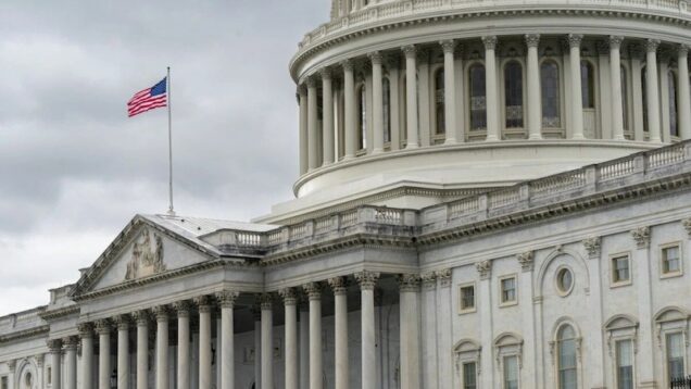 U.S. Congress averts govt shutdown