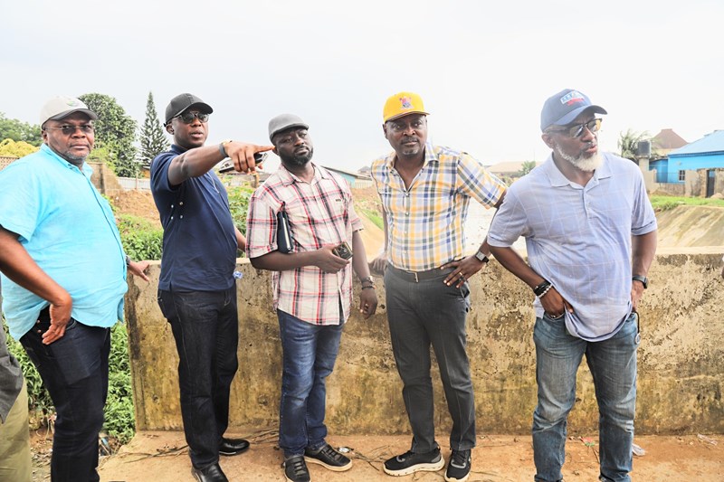 Lagos warns residents to stop dumping refuse in drains