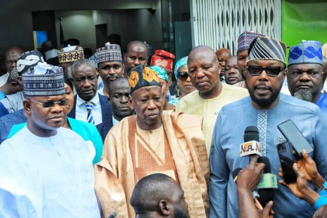 Former Kogi deputy governor, Arc.  Yomi Awoniyi speaking to journalists after he formalized his defection from  PDP to APC in Abuja on Tuesday
