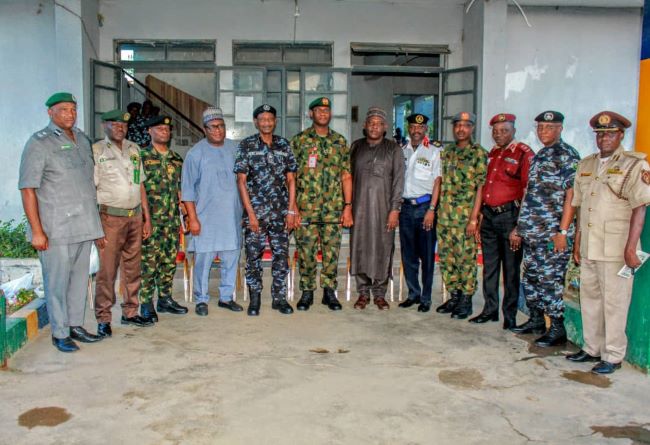 Security operatives beef up security at strategic locations in Kano ahead of Wednesday's judgment of tribunal in governorship election