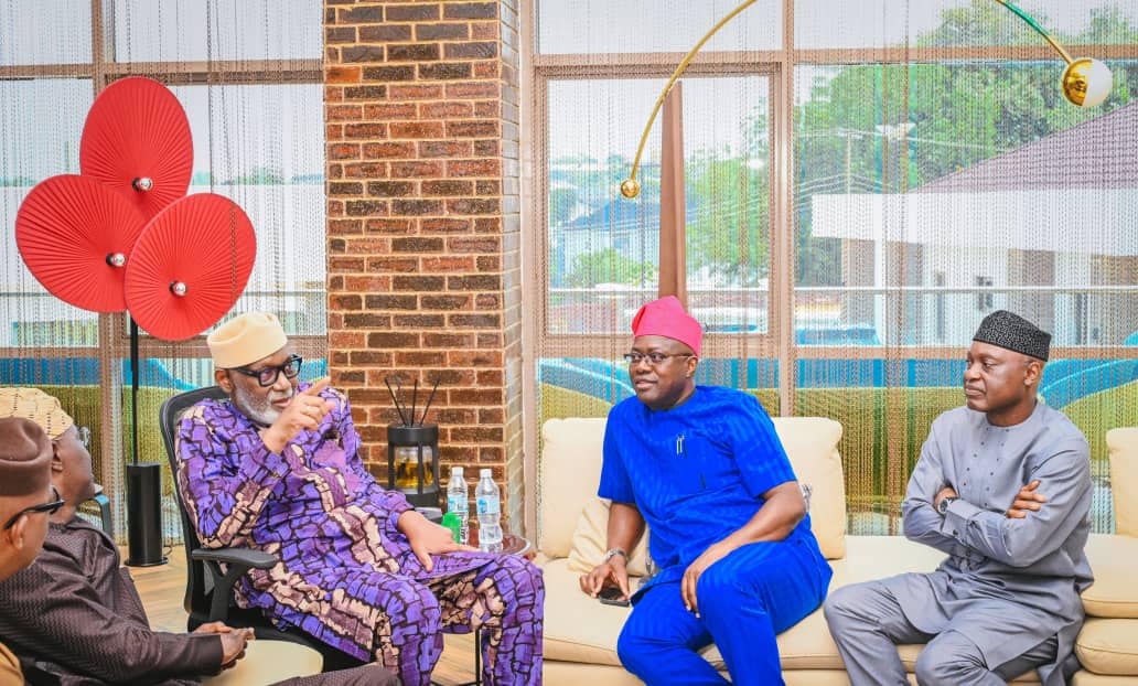 Gov. Akeredolu hosts southwest governors in Ibadan