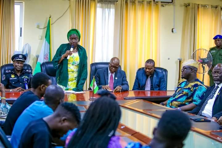 Ogun Deputy Governor Salako-Oyedele during crucial meeting with the Management and Students of TASUED and other stakeholders on the rape incident