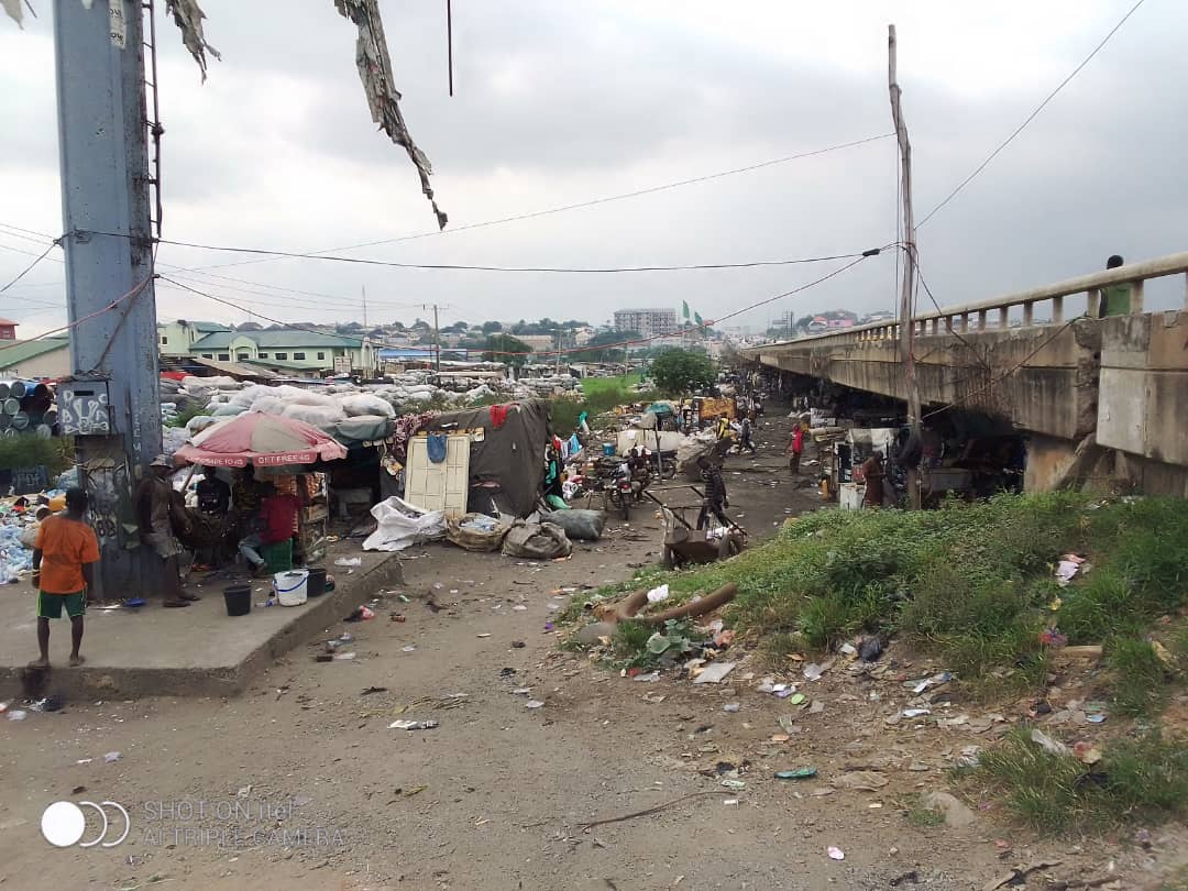 Ogun governor Dapo Abiodun gives traders on road setbacks in Kara, Isheri and Warewa axis of Lagos -Ibadan expressway 21- day ultimatum to quit