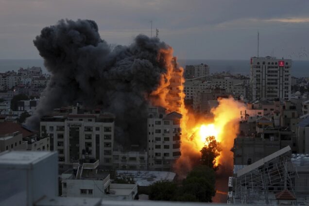 Israeli forces in air raid attack Gaza