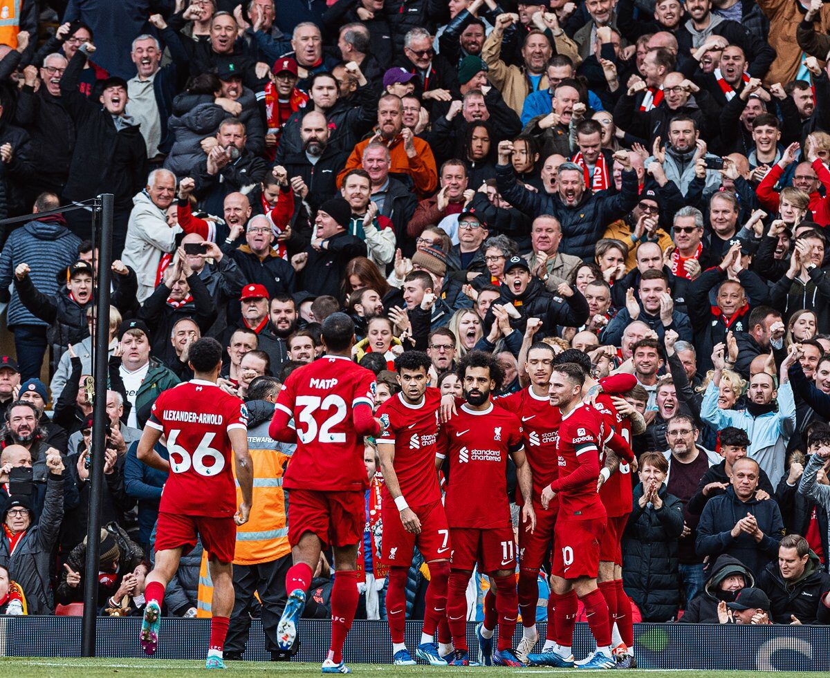 Mo Salah shines as Liverpool trounce Everton at Anfield