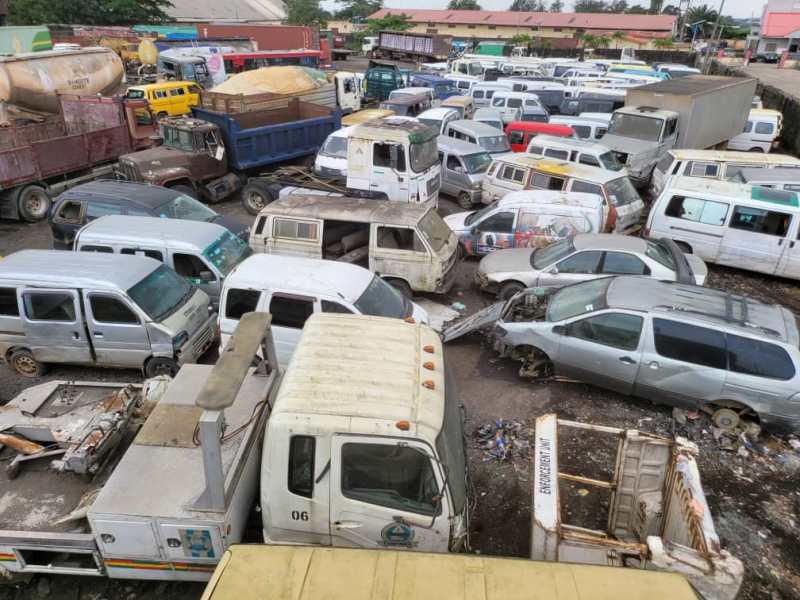 Lagos impounds over 200 unregistered, unpainted vehicles in 48 hours