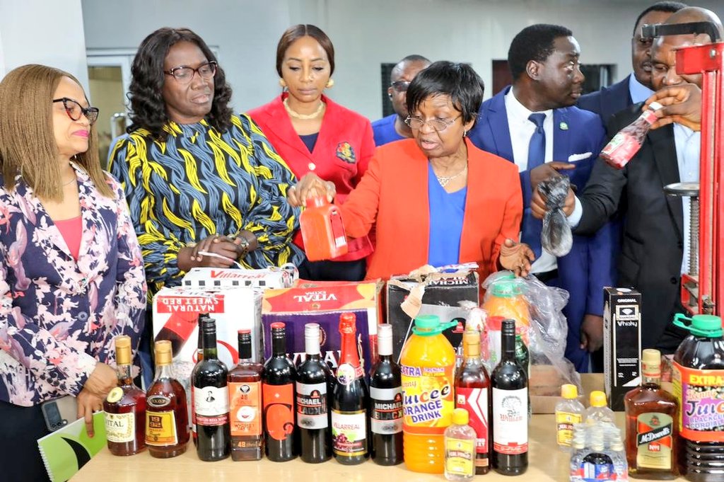 NAFDAC  arrests 10 suspects, seizes  wines, soft drinks, other consumables worth over N750m in a raid on Eziukwu Market Aba, Abia State
