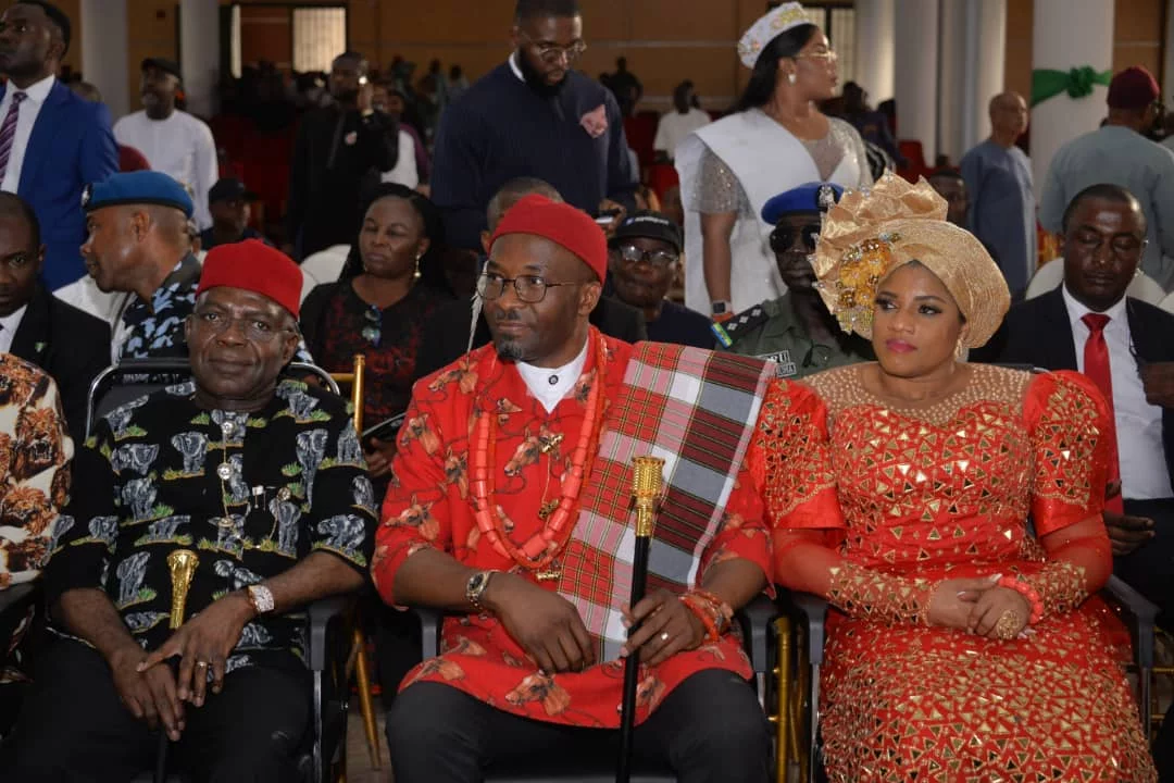 Governor Alex Otti pours encomiums on Deputy Speaker of the House of Representatives, Chief Benjamin Kalu at a reception in Abia