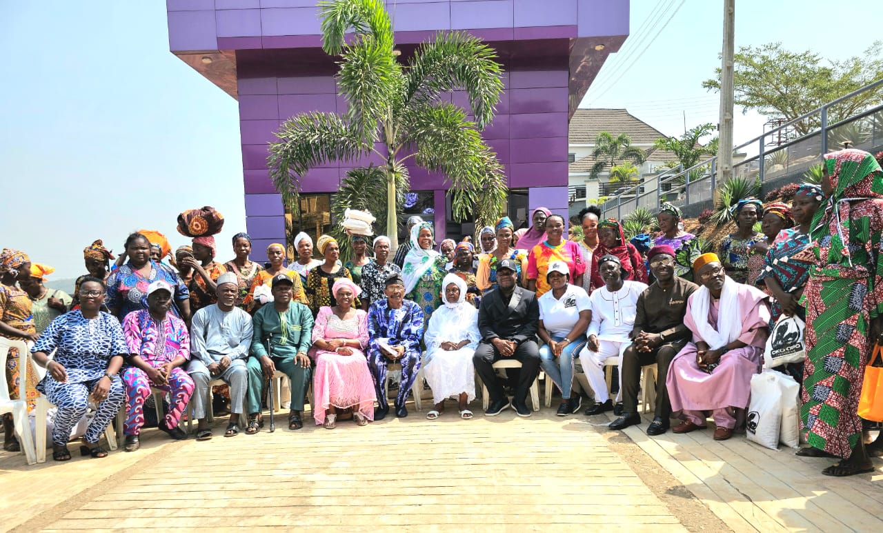 Foundation alleviates plights widows with donations of food items, cash, others in the Kobape area of Abeokuta, Ogun State