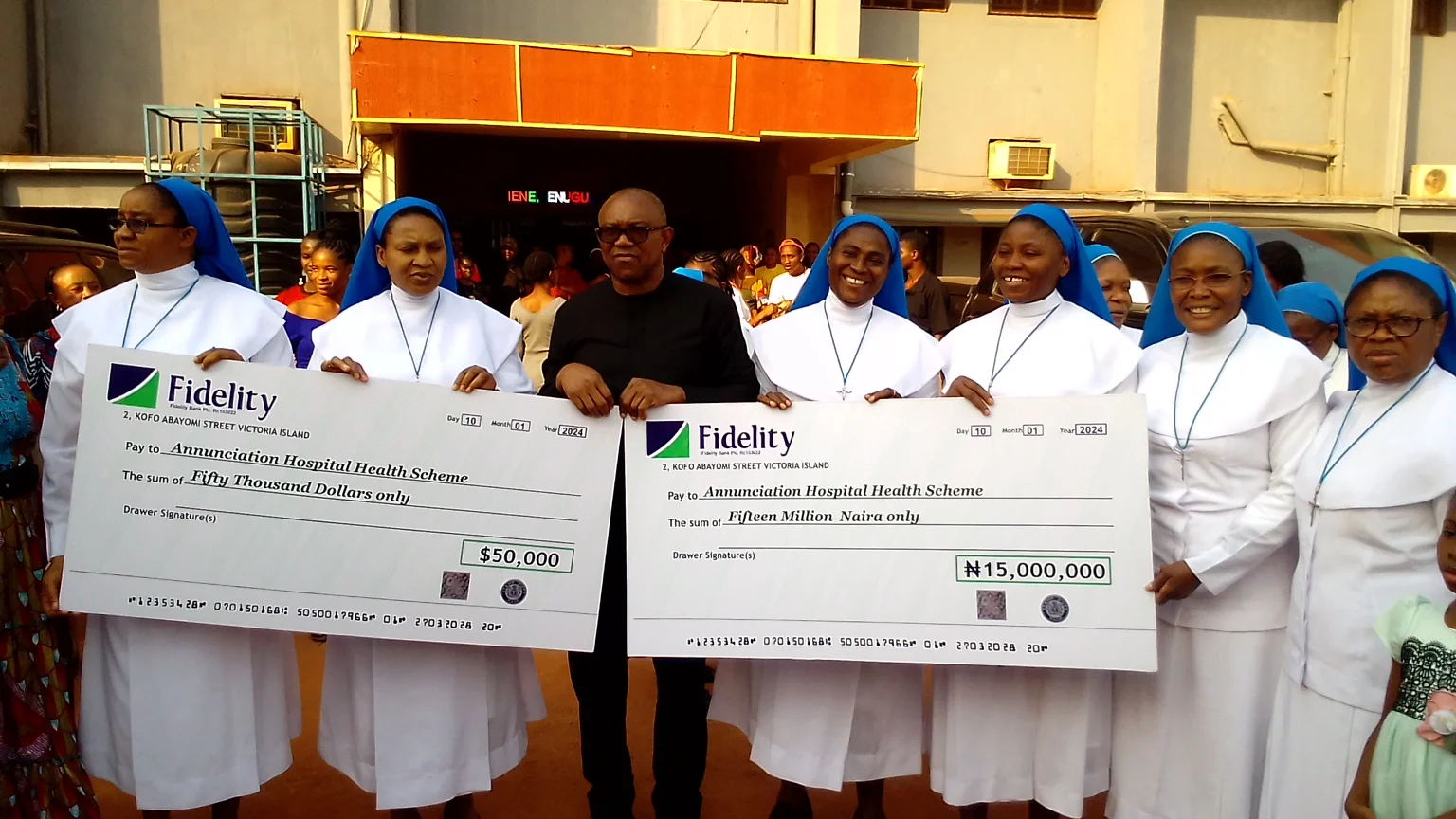 Peter Obi donates N75 million to support the building of a College of Nursing Sciences by Congregation of Daughters of Divine Love, Enugu.
