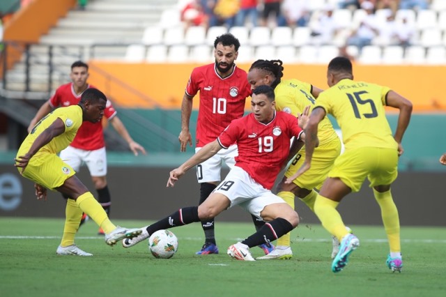 Salah's late penalty rescues draw for Egypt against impressive Mozambique 