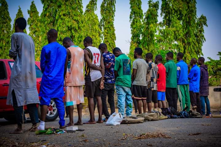NSCDC operatives arrest five suspects allegedly involved in sale of firearms, ammunition to bandits and kidnappers, others across the country